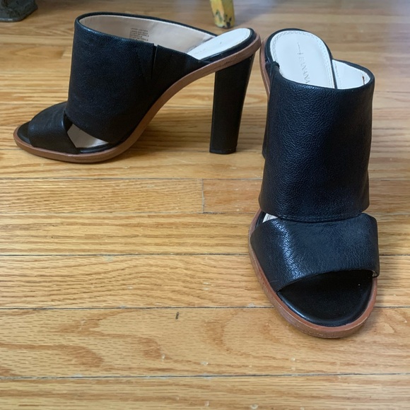 Vintage Banana Republic mules (7.5) - Picture 5 of 8
